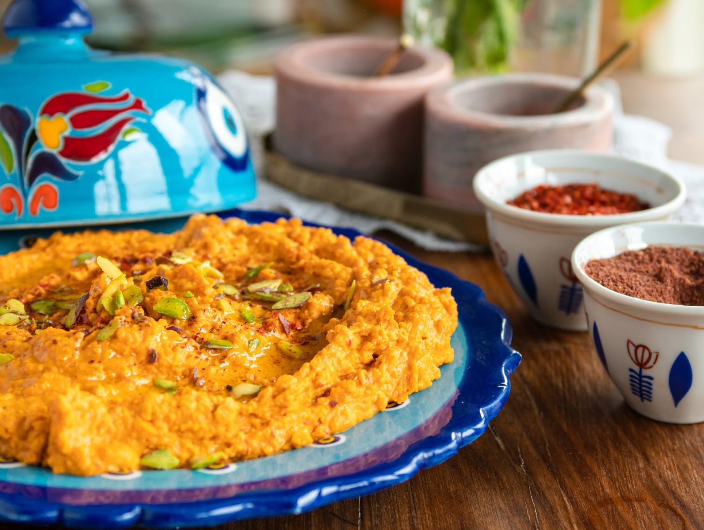 Közlenmiş Kırmızı Biberli Humus (Videolu Tarif)