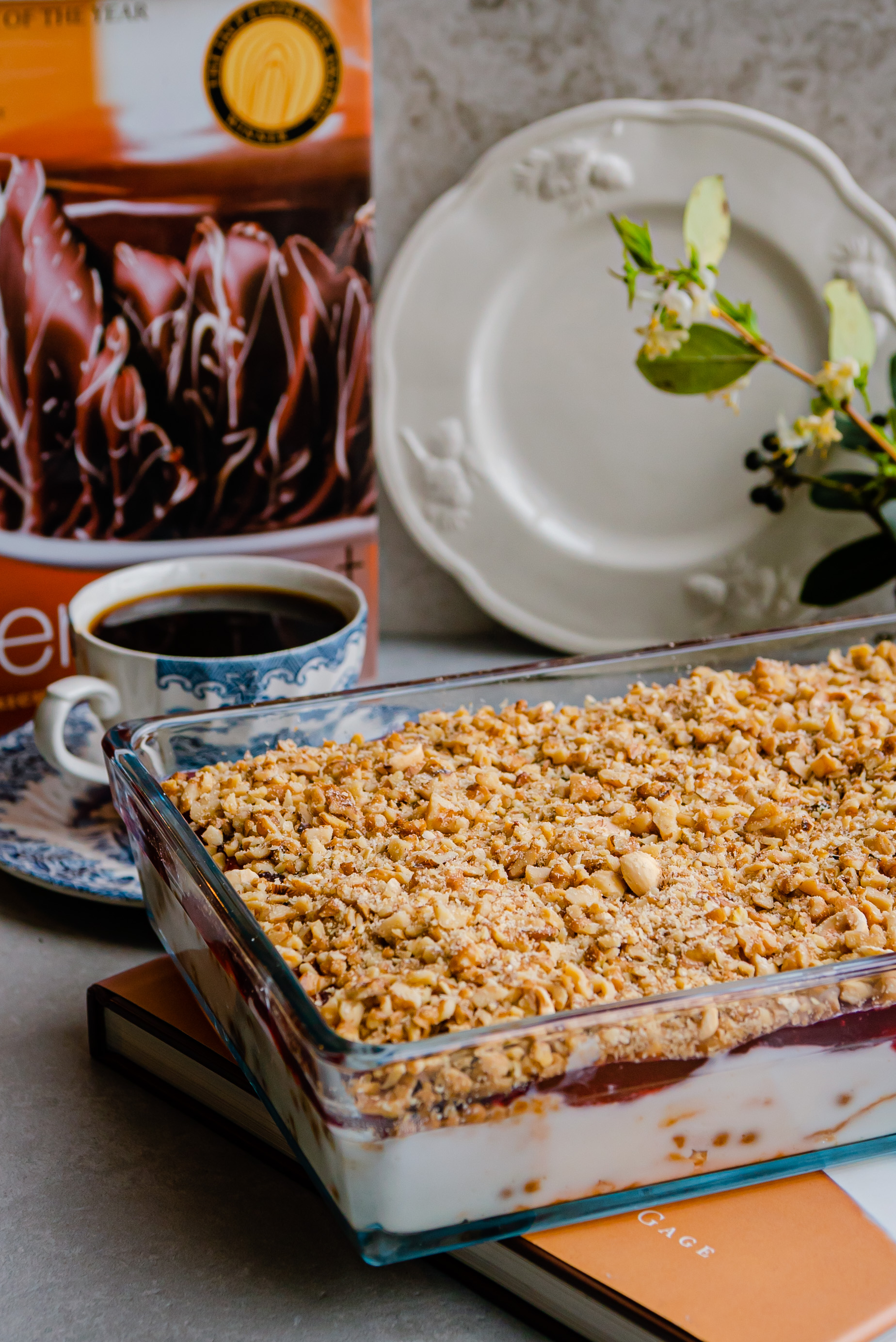 Vişneli Bisküvili Pasta (Videolu Tarif)