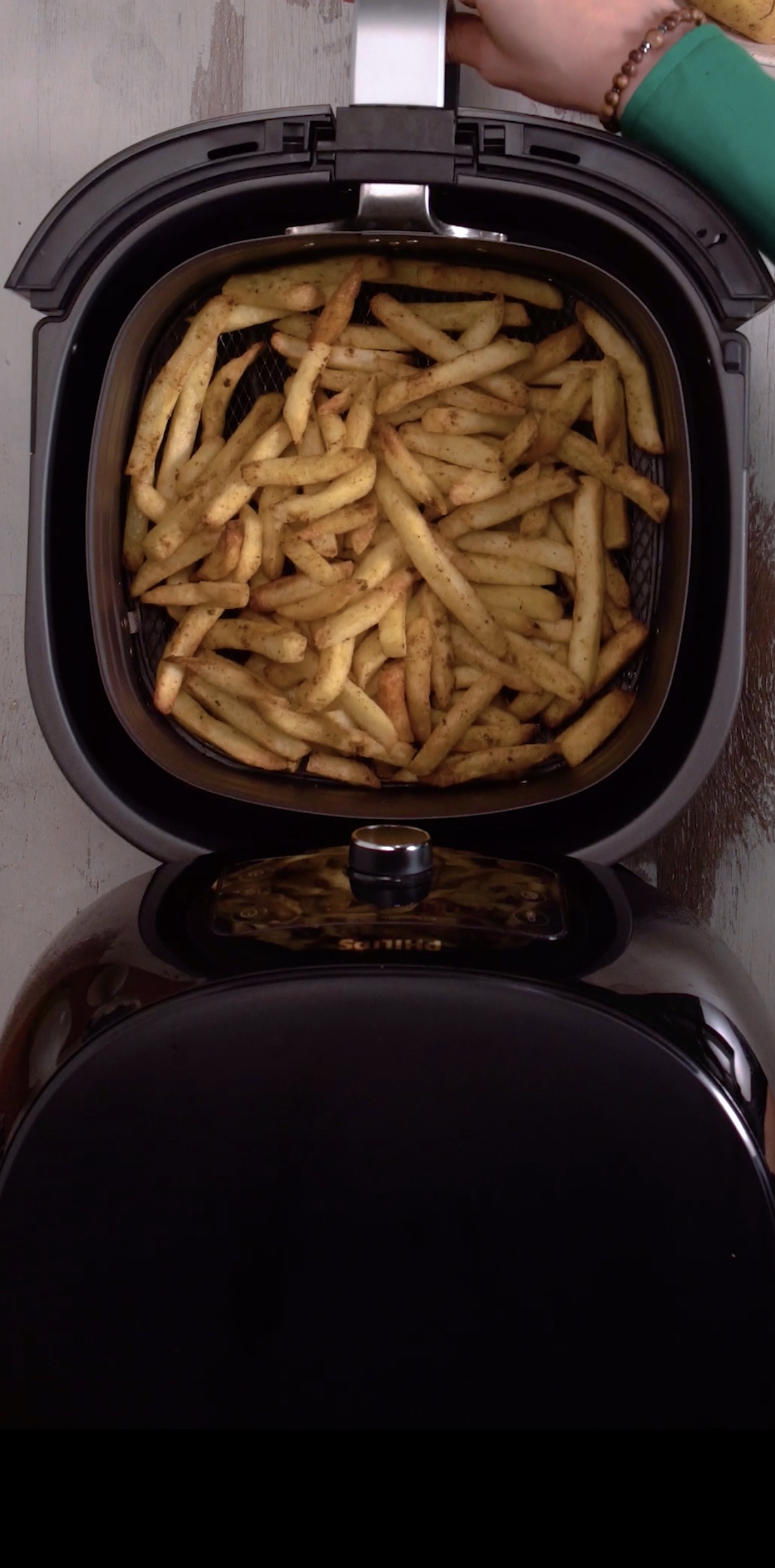 Airfryer’da Patates Kızartması (Videolu Tarif)