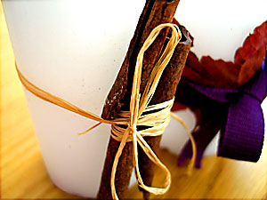 tarçınlı mumlar ve kitaplar