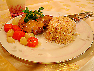 arpacık soğanlı tavuk ve kepekli pirinç pilavı