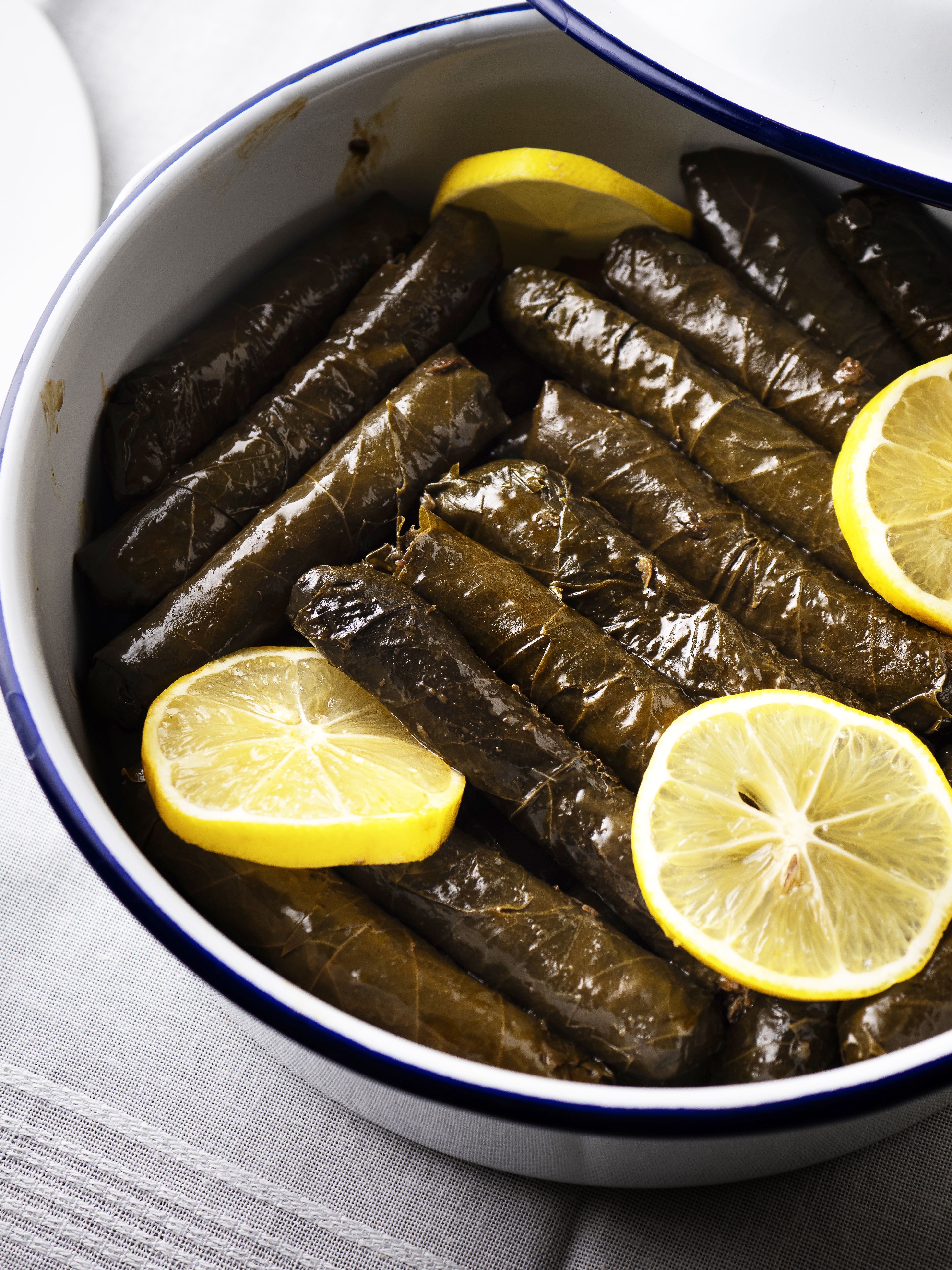 Zeytinyağlı Yaprak Sarması Tarifi