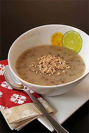 Mercimekli helle çorbası, Kuşbaşı etli ve nohutlu pilav