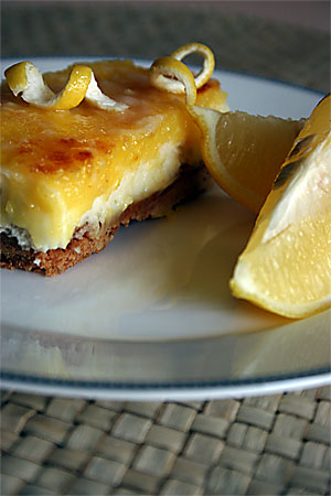 Üç Katlı Limonlu Bar, Patatesli Kıymalı Börek ve Yaz Böreği