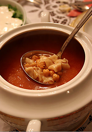 Nohutlu Mantı Çorbası