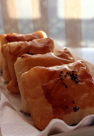 Peynirli Çıtır Börekler ve Kestaneli Toplar